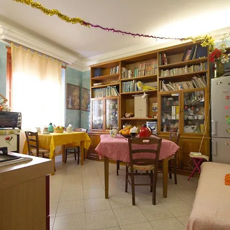 Casa Arcobaleno فندق مبيت وإفطار روما